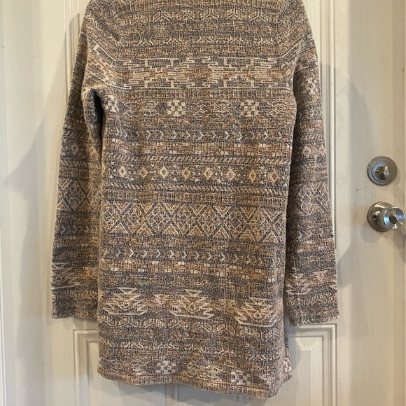 Lucky Brand cardigan. Medium casual open front with pockets. Tapestry look - Picture 8 of 8